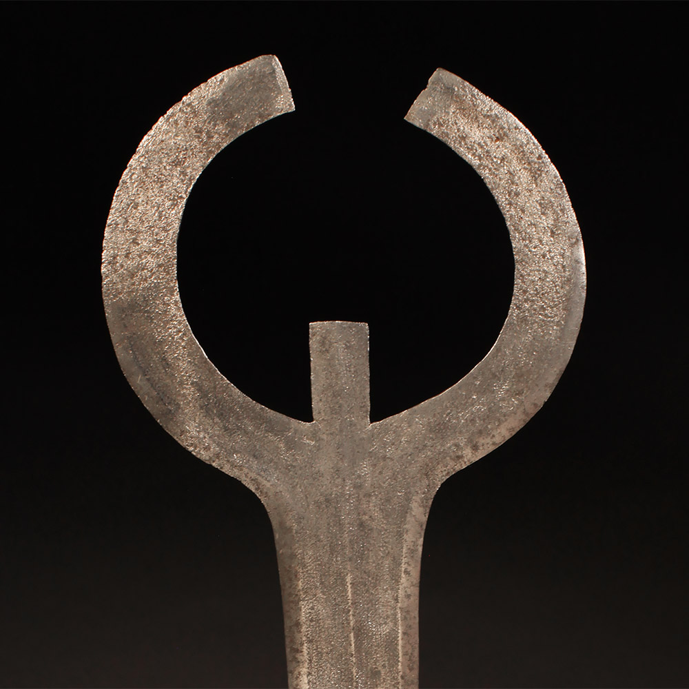 Double Sickle Blade, bango or bwagogambanza