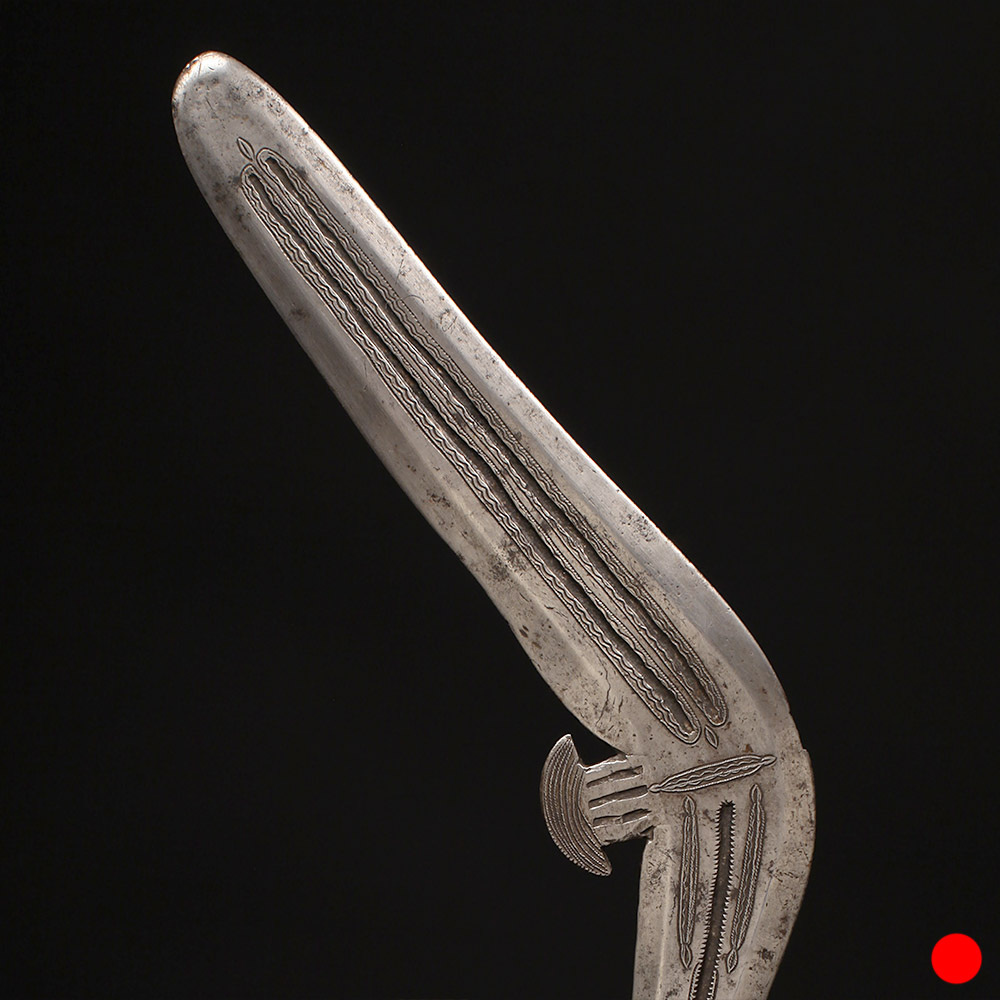 Small Sickle Blade, Magia, Banda