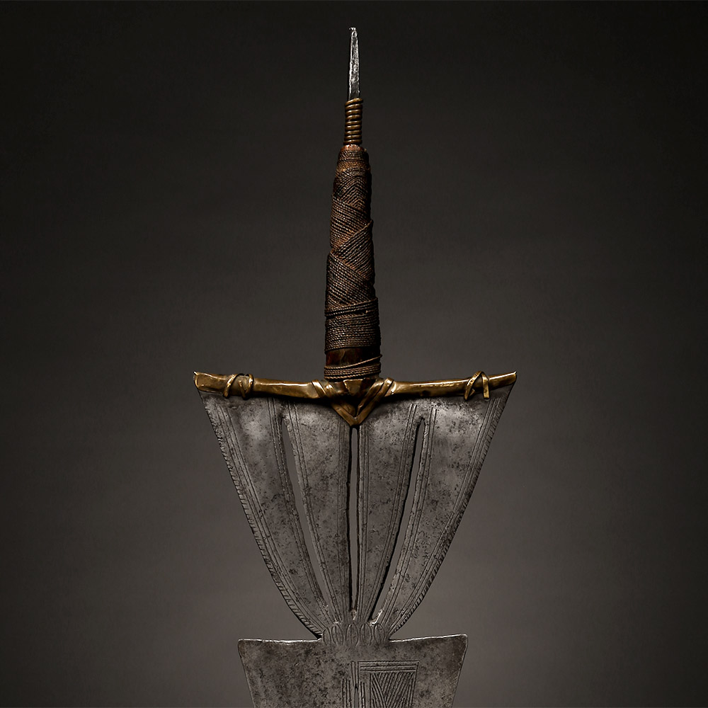 Prestige Sword Lofambwa / Ingonda, Ngombé / Doko / Ngandu / Ntomba / Budja