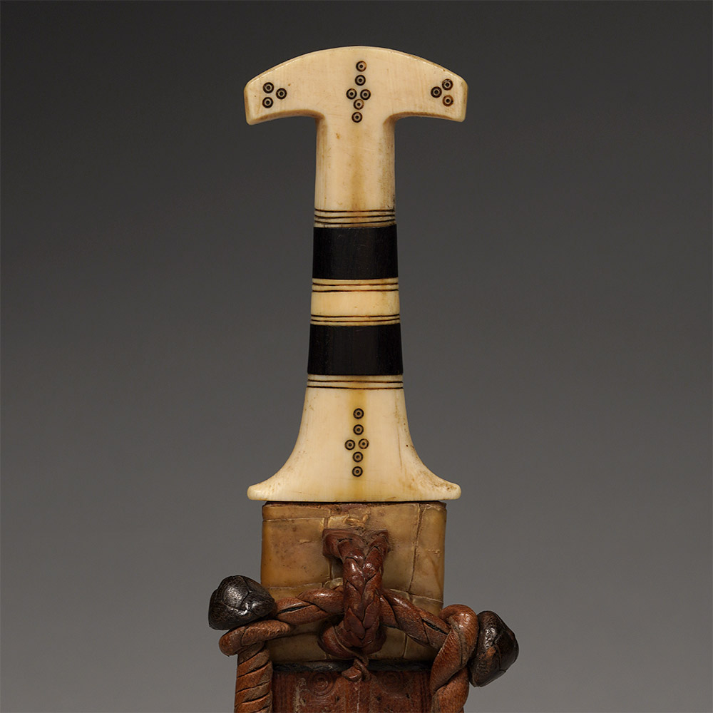 Arm Dagger Sheath, Kreish Zande South Sudan DR Congo