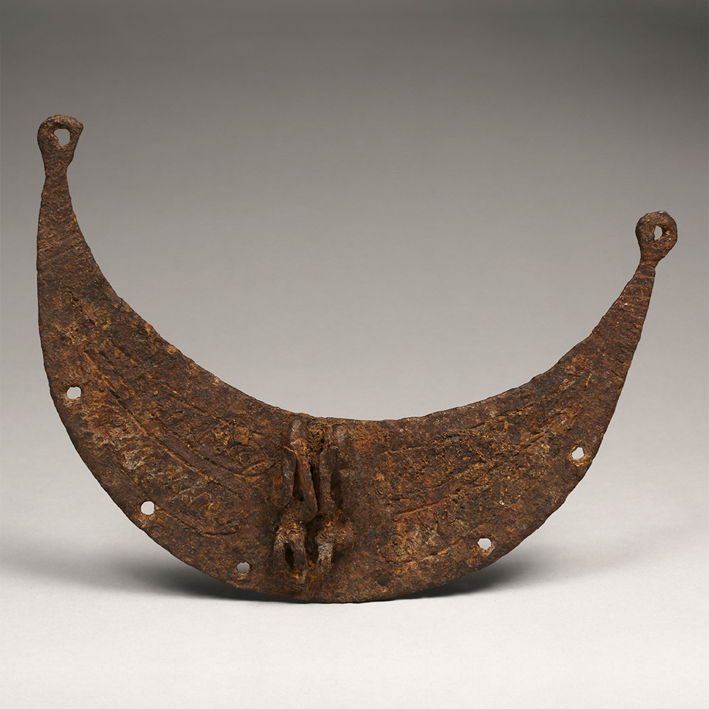 Crescent Pendant with Two Figures, Nuna / Bobo / Lobi, Burkina Faso