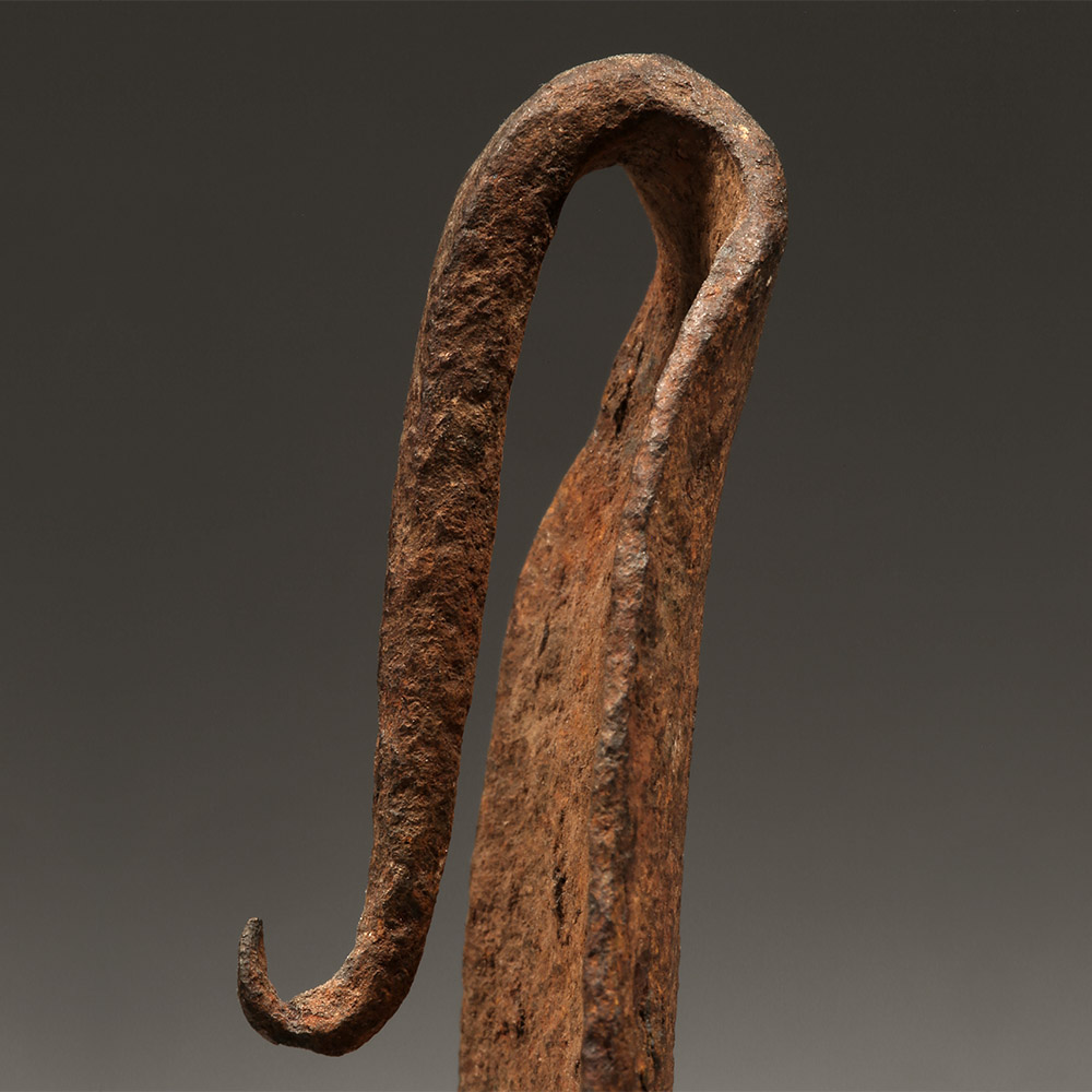 Abstract Zoomorphic Figure / Currency Object, Mumuye / Chamba, Nigeria