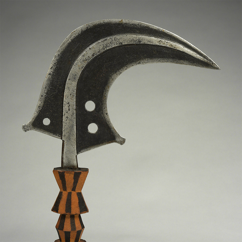 Nagata Prestige Blade with Pyrographed Handle Mangbetu, D.R. Congo