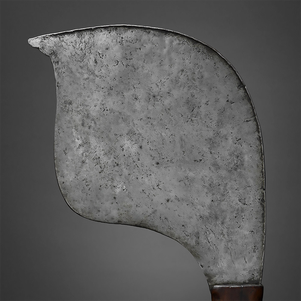 Asymmetric Discoid Knife Epalang Mbuun / Yanzi / Ngul / Hungaan, D.R. Congo