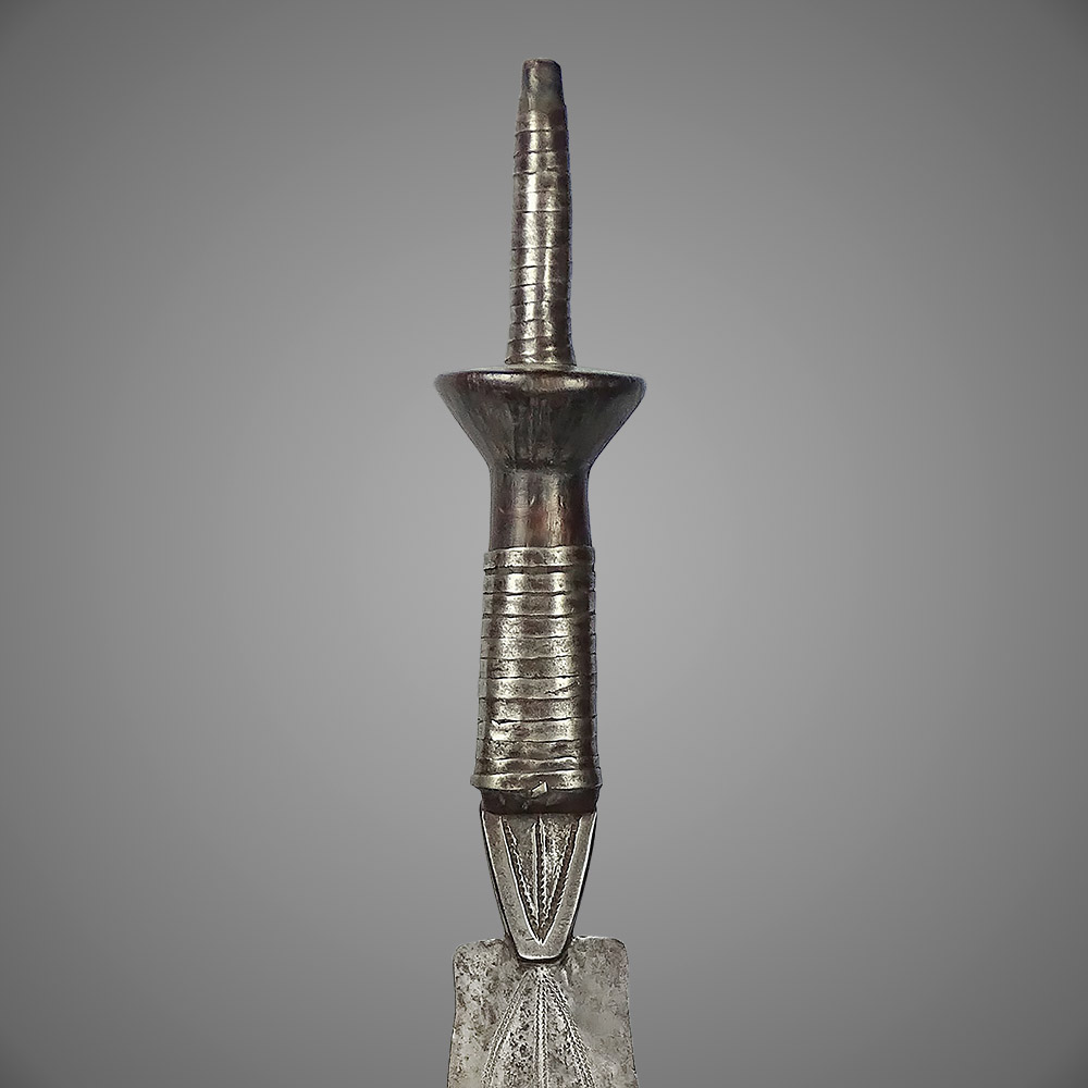 Short Sword, Northern Fang, Cameroon / Gabon