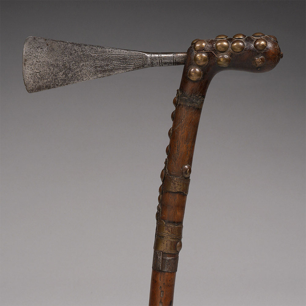 Prestige Axe, Kandambala Chokwe, Angola