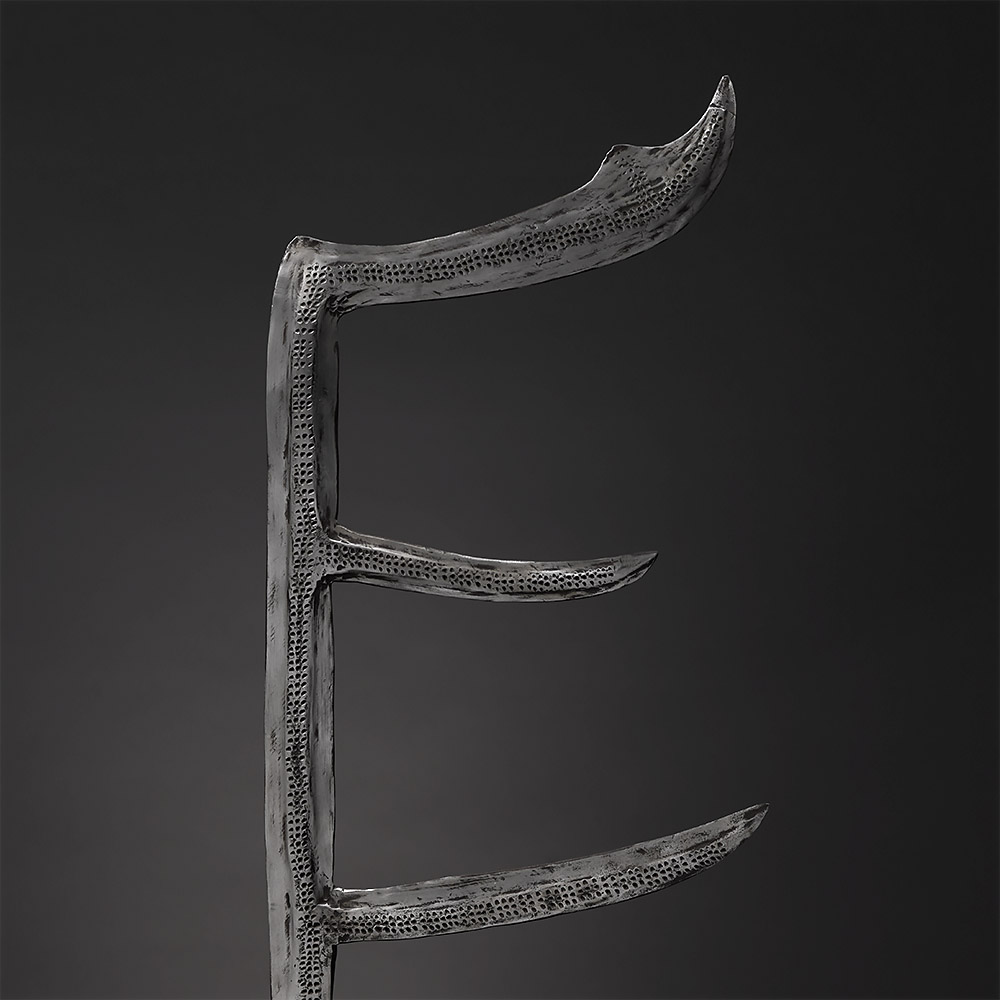 Left-Handed Throwing Knife with Elaborate Topbranch Laka, Chad