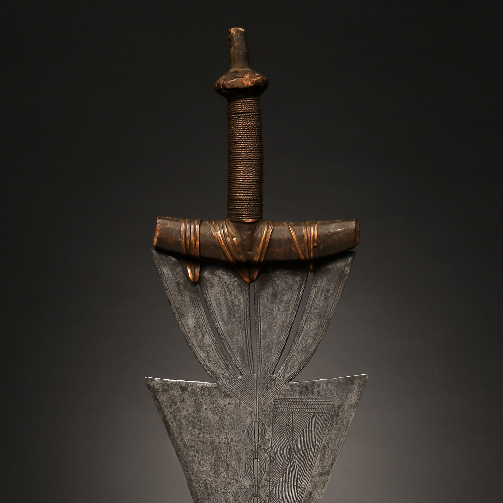 Large Chief's Sword, So / Bango D.R. Congo