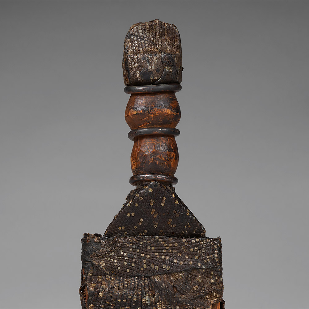 Small Dagger with Scabbard Fang / Makaa, Gabon / Cameroon
