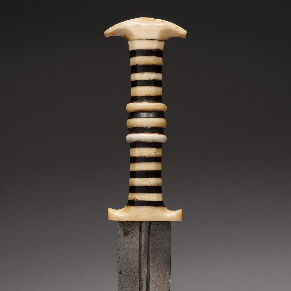 Dagger with Layered Handle Eritrea, Somalia