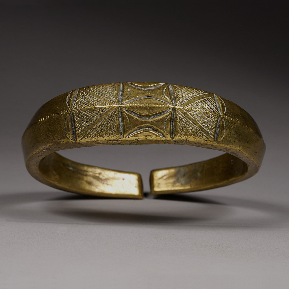 Fang Torque Akure Brass Gabon Ornament Collar Choker