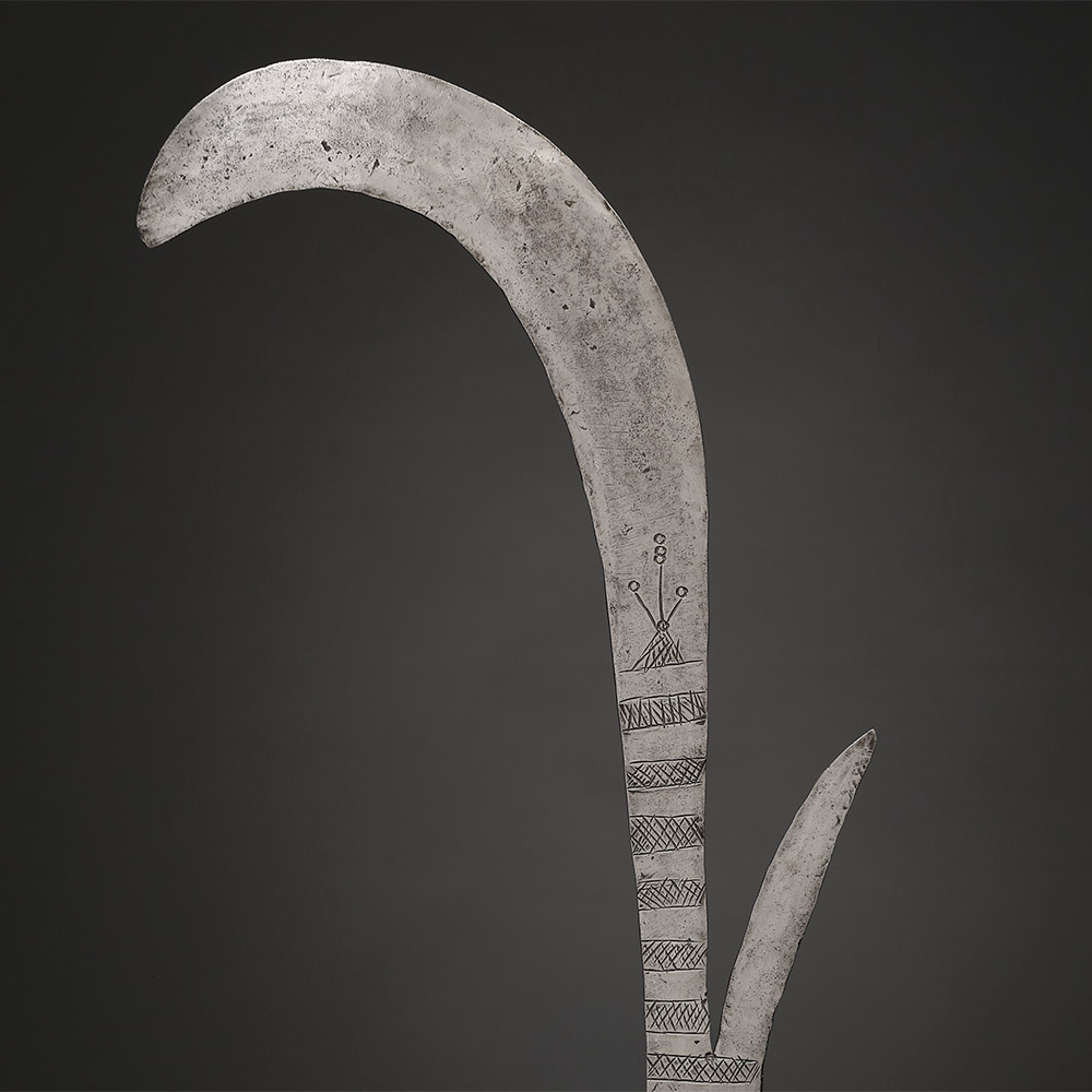 Asymmetric Prestige Blade Fur, Sudan (Darfur) 2