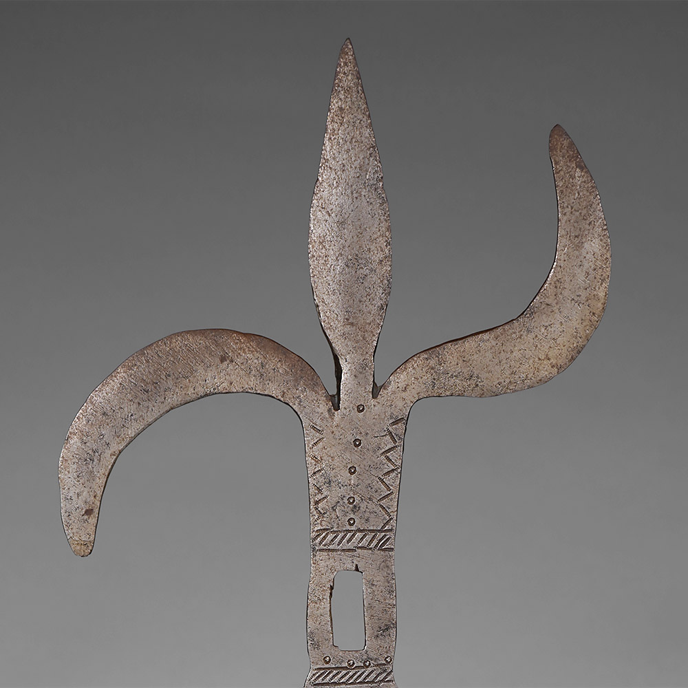 Asymmetric Prestige Blade Fur, Sudan (Darfur)