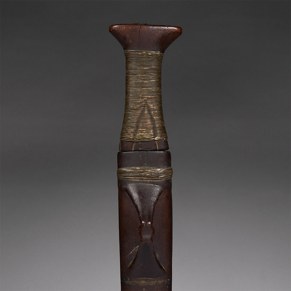 Ceremonial-Dagger in Sheath Bakatwa Mozambique