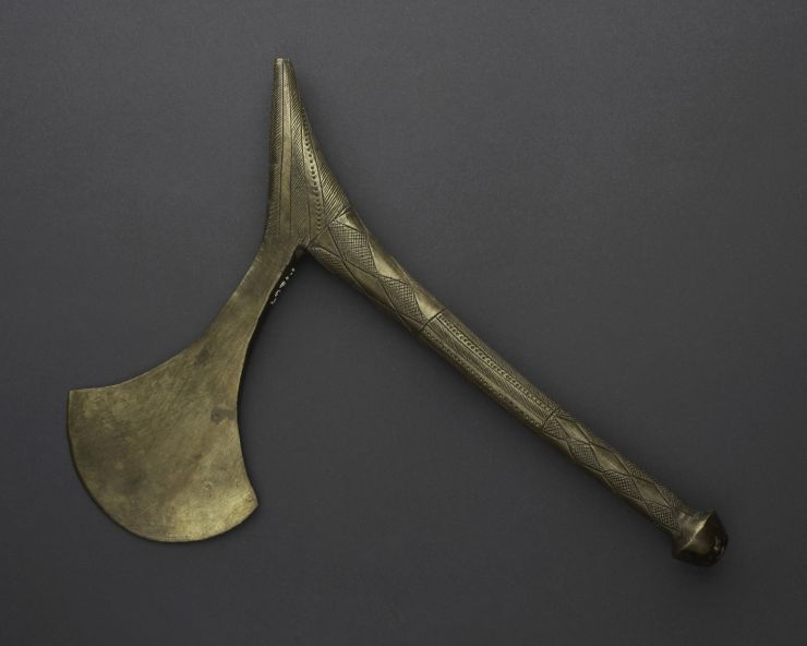 Currency-Axe-Mboshi-Ngala-Northern-Republic-Congo-sq2.jpg